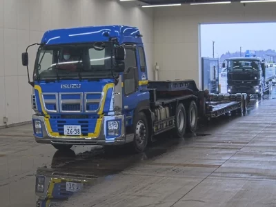 Isuzu GIGA