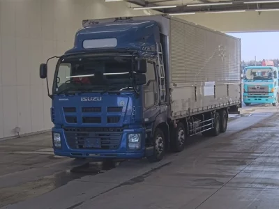 Isuzu GIGA