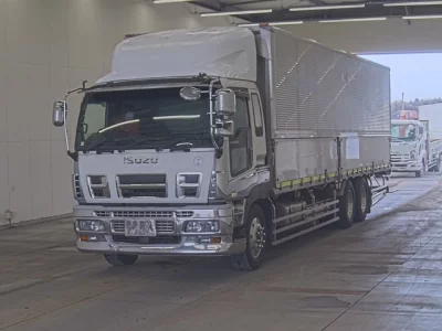 Isuzu GIGA