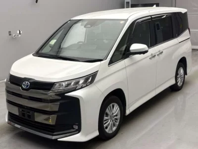 Toyota NOAH  с аукциона в Японии