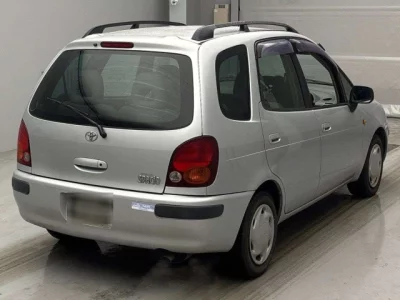 Toyota COROLLA SPACIO
