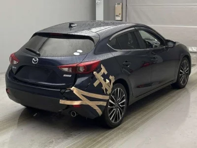 Mazda AXELA  с аукциона в Японии