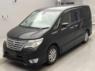 Nissan SERENA  с аукциона в Японии