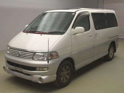 Toyota HIACE REGIUS
