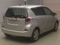 Toyota RACTIS лот № 80516 оценка 3  с аукциона в Японии 1