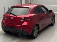 Mazda DEMIO лот № 4062 оценка R  с аукциона в Японии 1