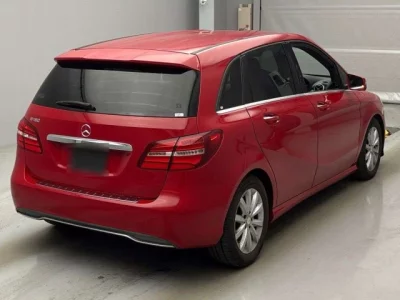 Mercedes-Benz B CLASS