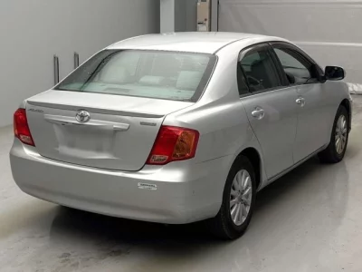 Toyota COROLLA AXIO  с аукциона в Японии