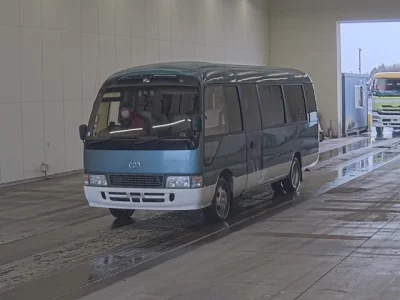 Toyota COASTER
