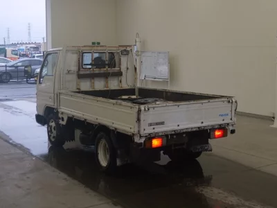 Mazda TITAN  с аукциона в Японии