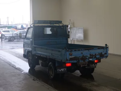 Mazda TITAN  с аукциона в Японии