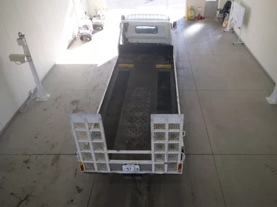 Toyota DYNA  с аукциона в Японии