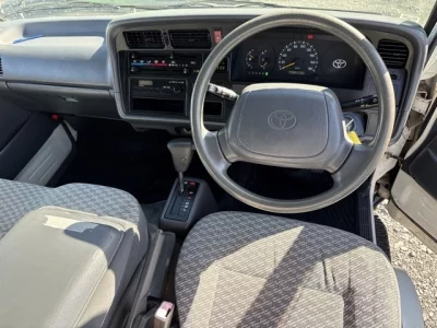 Toyota HIACE VAN  с аукциона в Японии