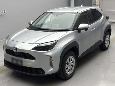 Toyota YARIS CROSS  с аукциона в Японии