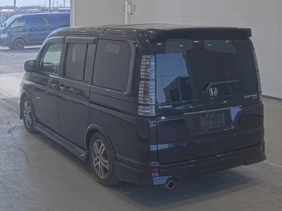 Honda STEP WAGON  с аукциона в Японии