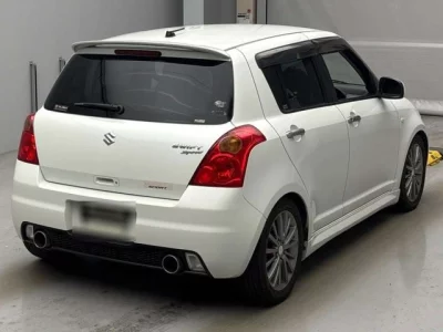 Suzuki SWIFT  с аукциона в Японии