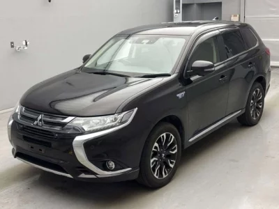 Mitsubishi OUTLANDER PHEV