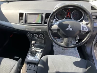 Mitsubishi GALANT FORTIS