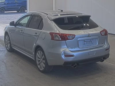 Mitsubishi GALANT FORTIS