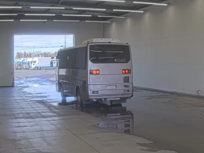 Mitsubishi AERO MIDI