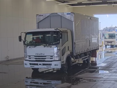 Isuzu FORWARD