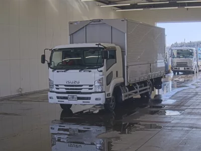Isuzu FORWARD