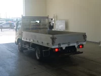 Hino DUTRO лот № 1423 оценка 3.5  с аукциона в Японии 1