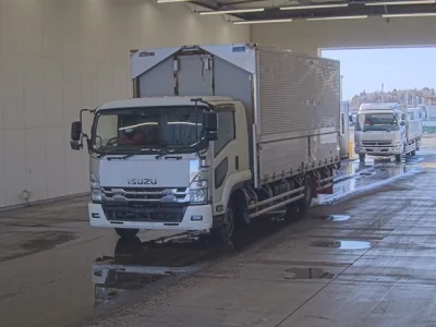 Isuzu FORWARD