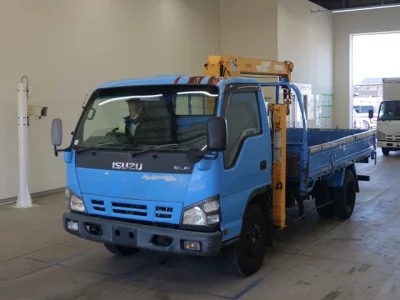 Isuzu ELF