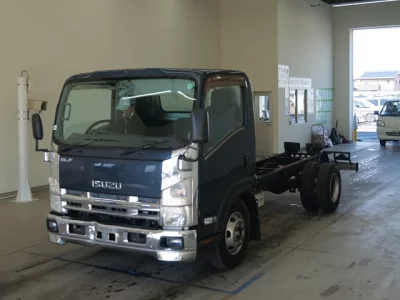Isuzu ELF