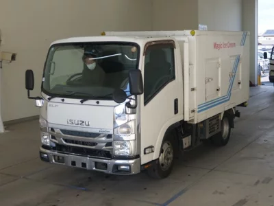 Isuzu ELF