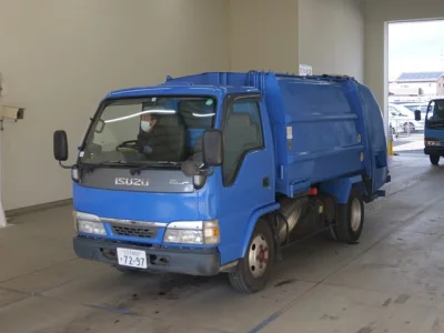 Isuzu ELF