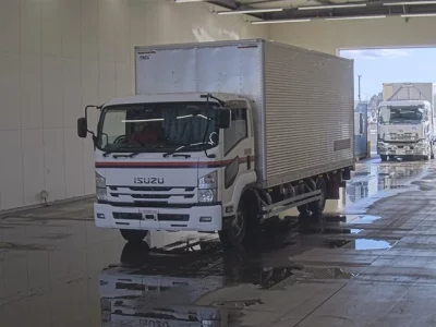 Isuzu FORWARD