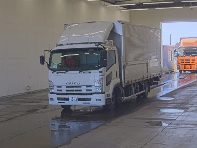 Isuzu FORWARD
