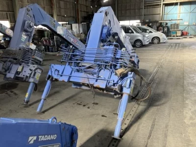 TADANO CRANE