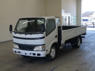 Toyota DYNA  с аукциона в Японии