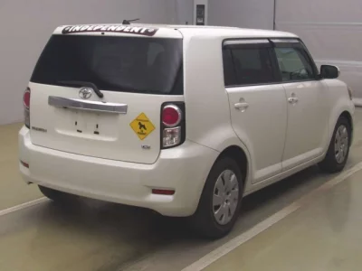 Toyota COROLLA RUMION