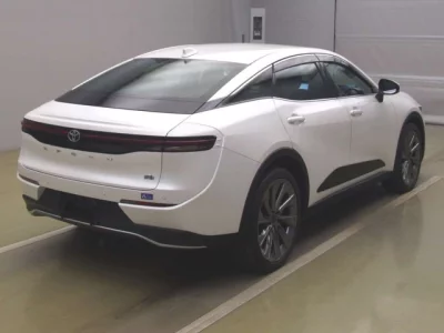 Toyota CROWN CROSSOVER