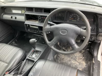 Toyota CROWN COMFORT