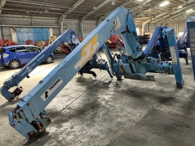 TADANO CRANE