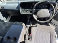 Toyota HIACE VAN лот № 20258 оценка RA  с аукциона в Японии 3