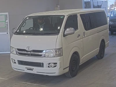 Toyota HIACE VAN  с аукциона в Японии