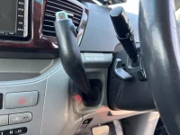 Toyota NOAH лот № 20201 оценка RB  с аукциона в Японии 4