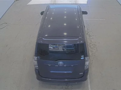 Toyota VOXY  с аукциона в Японии