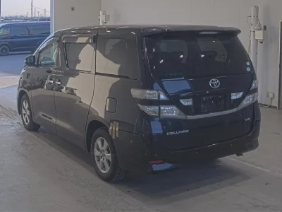 Toyota VELLFIRE  с аукциона в Японии