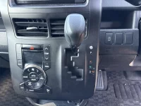 Toyota VOXY лот № 20218 оценка 3.5  с аукциона в Японии 4