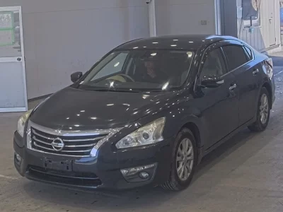 Nissan TEANA