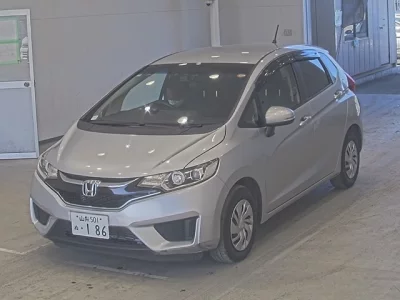Honda FIT  с аукциона в Японии