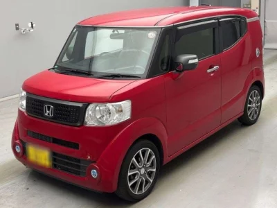 Honda N BOX SLASH