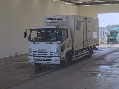 Isuzu FORWARD